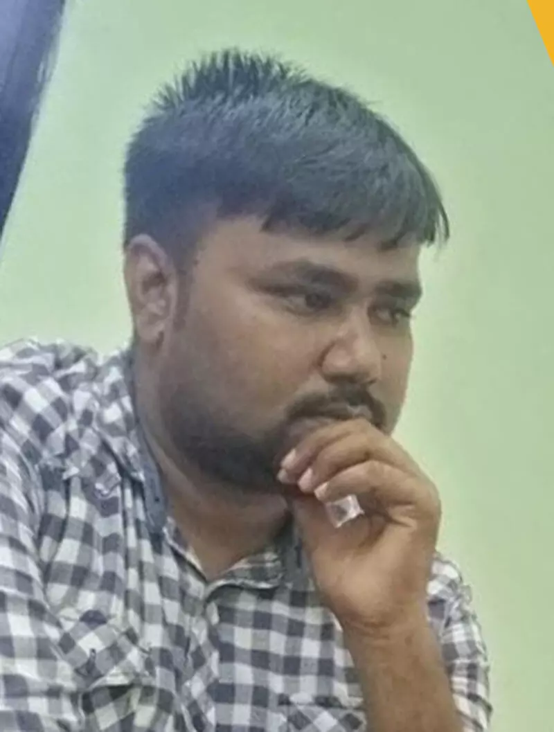 63.28 लाख की चपत लगानेवाला ठगबाज गिरफ्तार 63.28 लाख की चपत लगानेवाला ठगबाज गिरफ्तार
