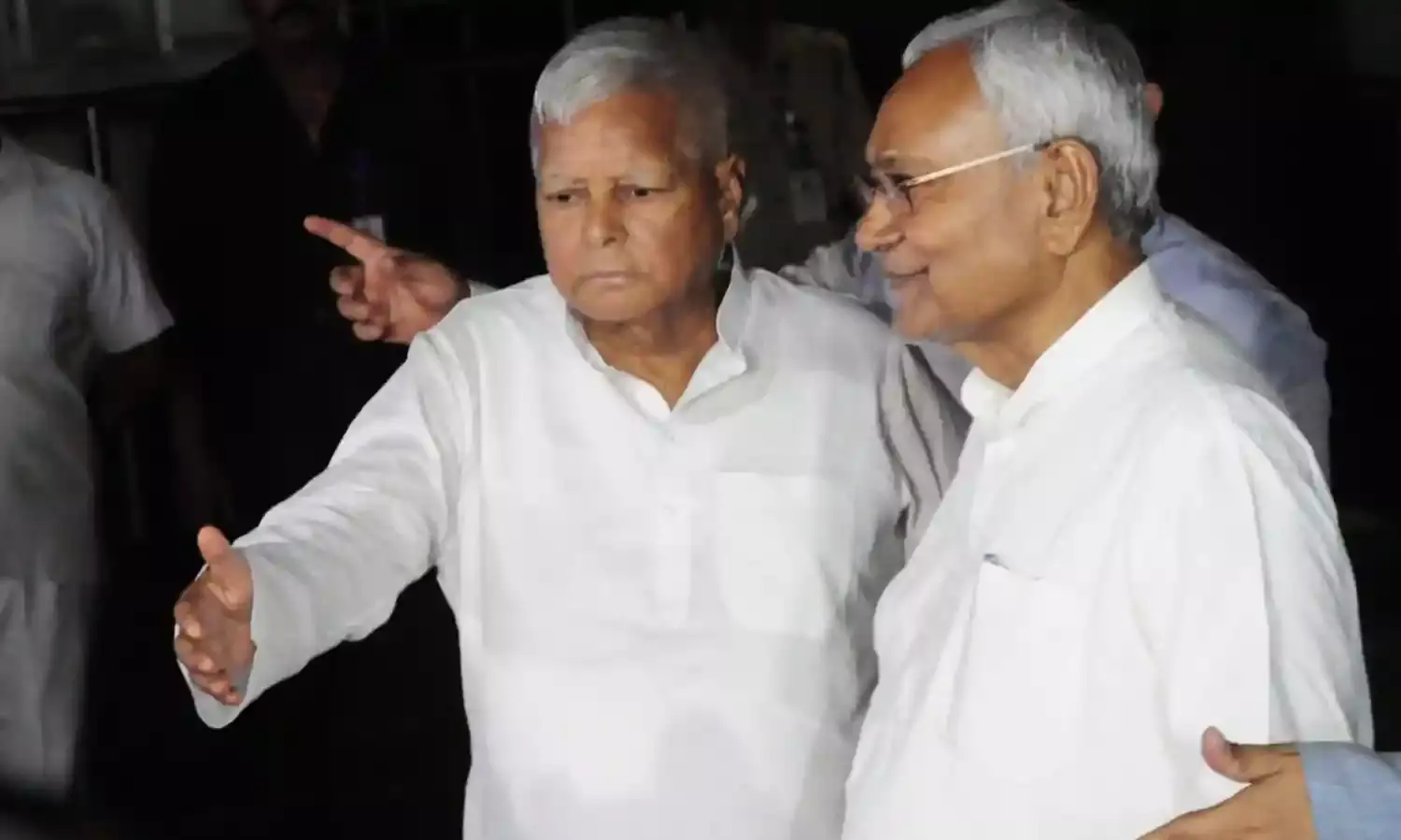 बिहार के महागठबंधन में बढ़ता तकरार, मंत्री और एमएलसी आमने-सामने