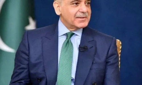 शहबाज ने पाक सेना प्रमुख के खिलाफ दुर्भावनापूर्ण अभियान के लिए इमरान की आलोचना की