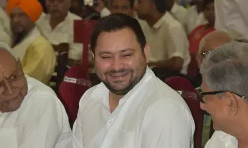 तेजस्वी बोले : आने वाले दिनों में लालू और नीतीश के साथ मिलकर करेंगे भाजपा की सर्जरी 