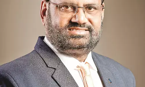 भूख से तड़प रहे आदिवासी आश्रम स्कूल के विद्यार्थी भूख से तड़प रहे आदिवासी आश्रम स्कूल के विद्यार्थी