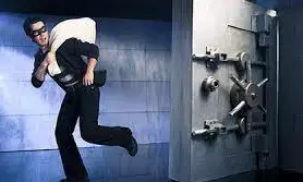 मणिपुर में 2 महीने से बंद बैंक की शाखा से 1 करोड़ रुपये की नकदी चोरी  मणिपुर में 2 महीने से बंद बैंक की शाखा से 1 करोड़ रुपये की नकदी चोरी