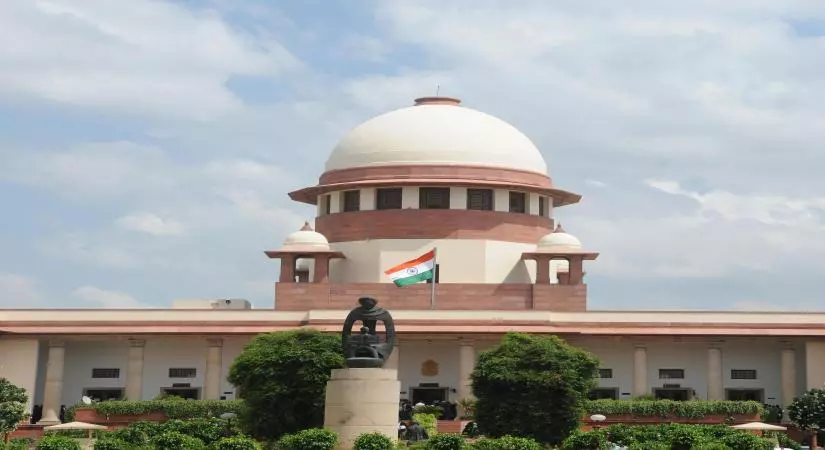 अध्यादेश विवाद: दिल्ली सरकार की याचिका पर केंद्र को सुप्रीम कोर्ट का नोटिस अध्यादेश विवाद: दिल्ली सरकार की याचिका पर केंद्र को सुप्रीम कोर्ट का नोटिस