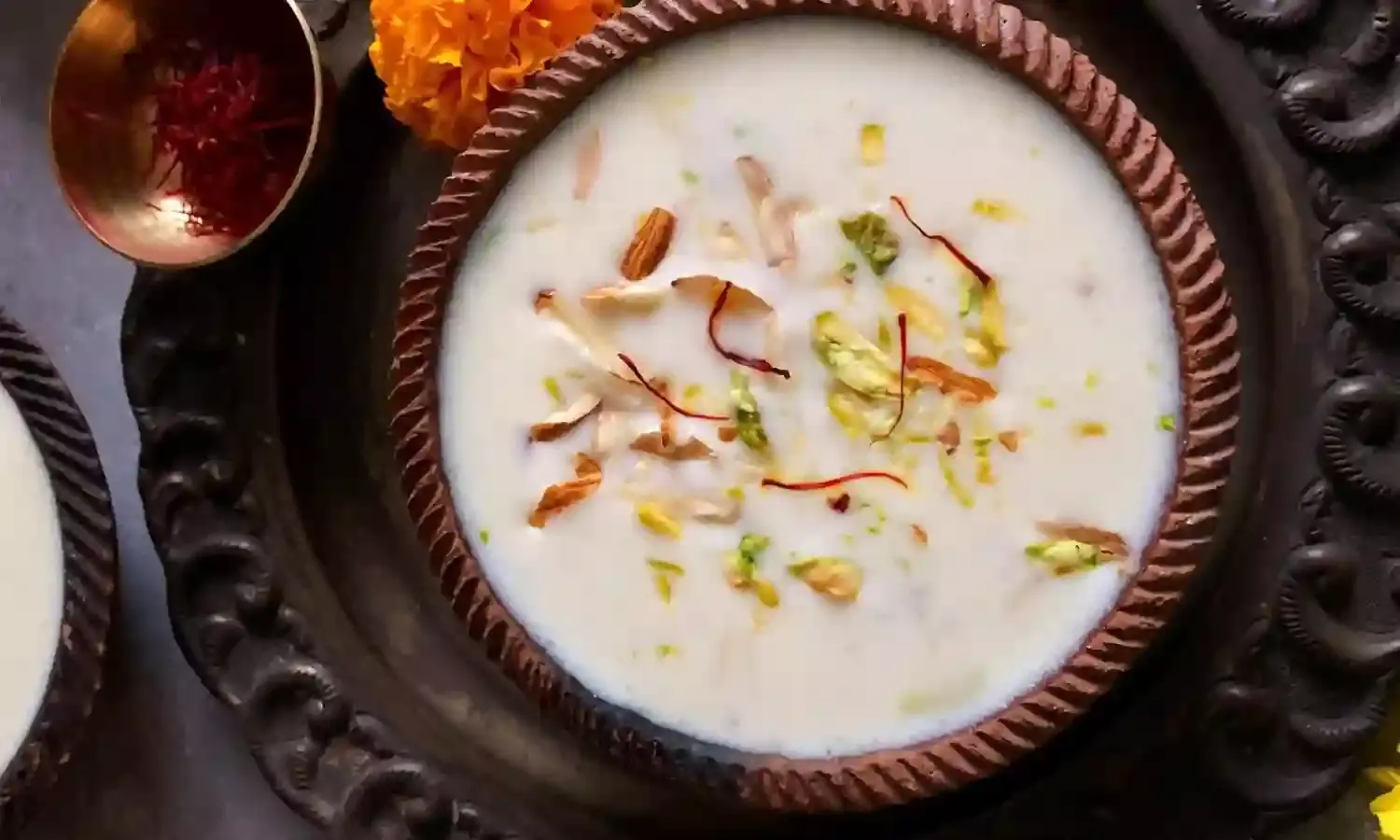 इस सावन शिवजी को लगाएं ड्राई फ्रूट बासुंदी का भोग, इस आसान रेसिपी से