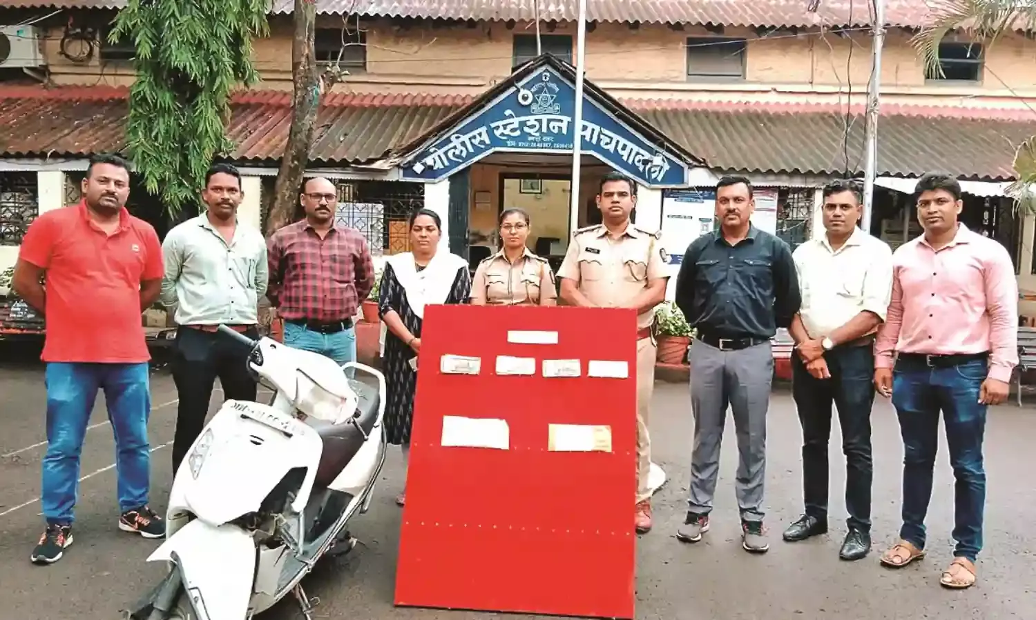 प्रवेश दिलाने के नाम पर विद्यार्थियों से 1.64 लाख रुपए की ठगी