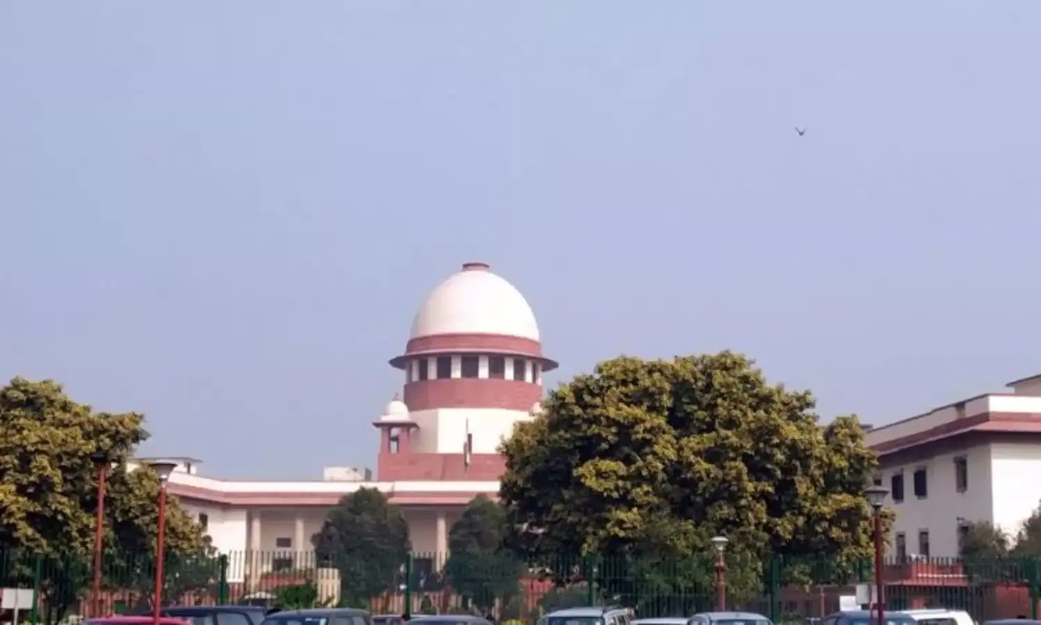 सुप्रीम कोर्ट की संविधान पीठ ने विशेषज्ञ समिति गठित होने के बाद मध्यस्थता कानून पर सुनवाई टाली