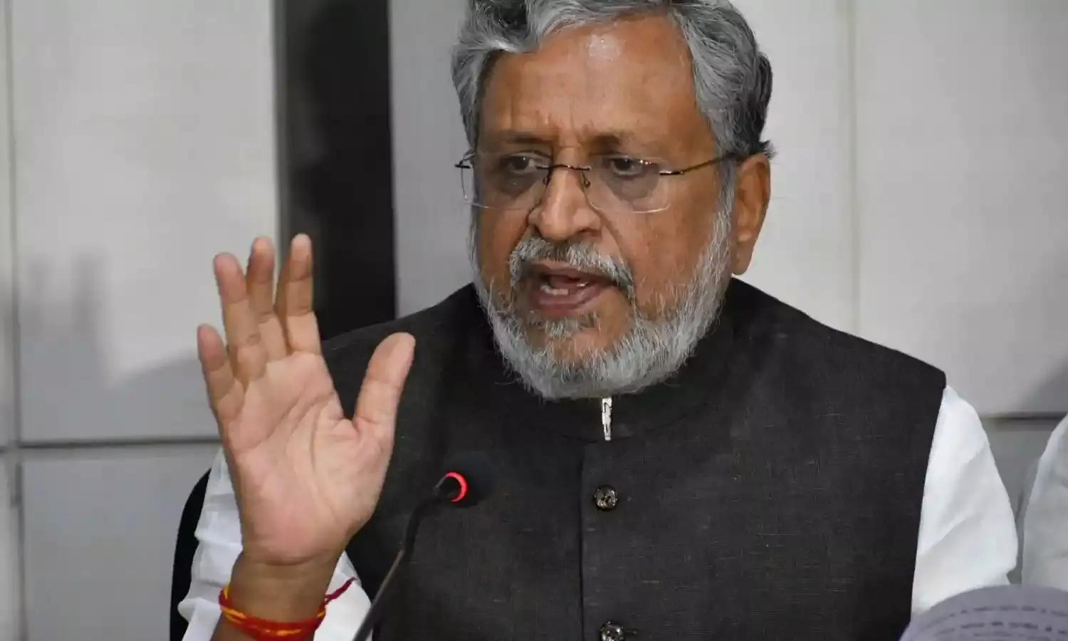 बिहार : महागठबंधन सरकार की वादाखिलाफी को मुद्दा बनाने में जुटी भाजपा
