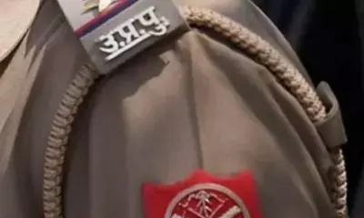 गाजियाबाद : 10 करोड़ में बेची सेना की जमीन, एक गिरफ्तार गाजियाबाद : 10 करोड़ में बेची सेना की जमीन, एक गिरफ्तार