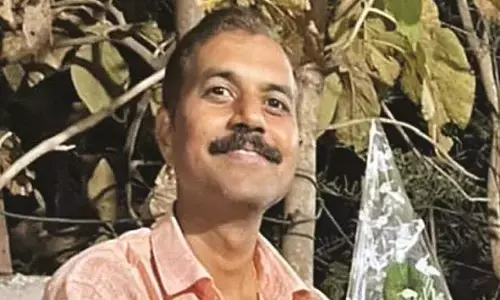 प्रोफेसर आत्महत्या प्रकरण : फ्रिज में मिली सुसाइड नोट लिखी डायरी प्रोफेसर आत्महत्या प्रकरण : फ्रिज में मिली सुसाइड नोट लिखी डायरी