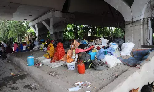 दिल्ली के निचले इलाकों में बाढ़ के बाद 1,000 से अधिक लोगों और 500 मवेशियों को बचाया गया दिल्ली के निचले इलाकों में बाढ़ के बाद 1,000 से अधिक लोगों और 500 मवेशियों को बचाया गया