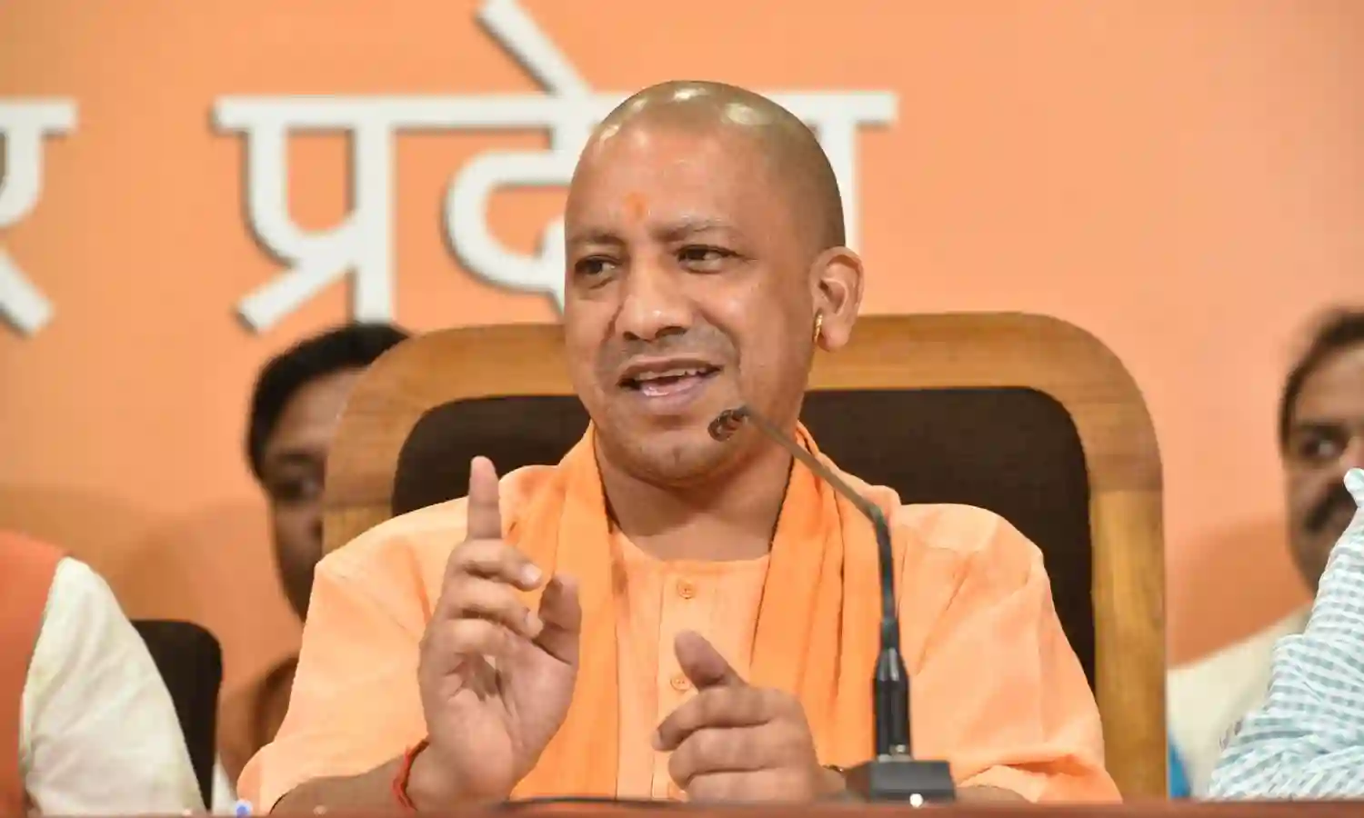 नमामि गंगे एवं ग्रामीण जलापूर्ति विभाग गांवों में लगाएगा एक करोड़ फलदार वृक्ष