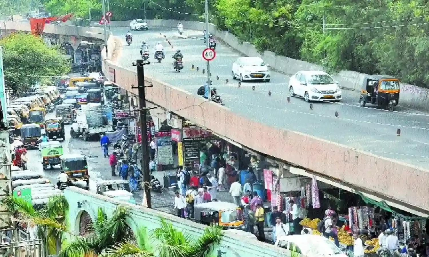 टेकड़ी उड़ान पुल के नीचे लिया अंतिम दिन खानपान का स्वाद