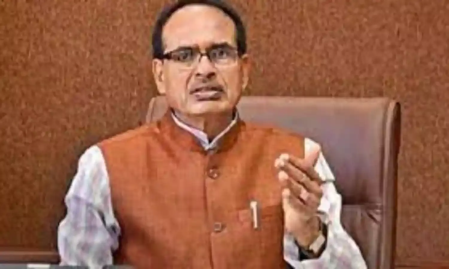 पटवारी भर्ती परीक्षा की नियुक्तियों पर सीएम शिवराज ने लगाई रोक, गड़बड़ी के आरोपों और युवाओं के प्रदर्शन के बाद लिया फैसला