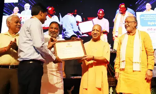 अपने नागरिकों के साथ नौकरियों में भेदभाव करना सबसे बड़ा पाप: मुख्यमंत्री अपने नागरिकों के साथ नौकरियों में भेदभाव करना सबसे बड़ा पाप: मुख्यमंत्री