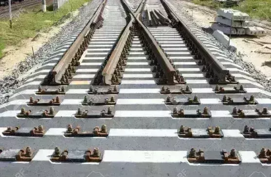 इतवारी-नागभीड़ लाइन को एक महीने में हरी झंडी इतवारी-नागभीड़ लाइन को एक महीने में हरी झंडी