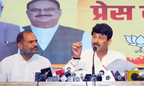 मनोज तिवारी ने केजरीवाल से मांगा इस्तीफा, पूछा- वॉटर ट्रीटमेंट प्लांट को बंद करने की क्यों आई नौबत ? मनोज तिवारी ने केजरीवाल से मांगा इस्तीफा, पूछा- वॉटर ट्रीटमेंट प्लांट को बंद करने की क्यों आई नौबत ?