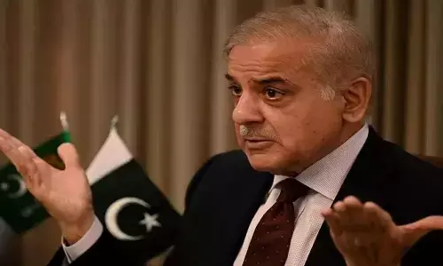 दाने-दाने को मोहताज पाकिस्तान अब इमारतें बेच कर चलाएगा देश! अमेरिका में भारी कीमत में बेच दी ये बिल्डिंग