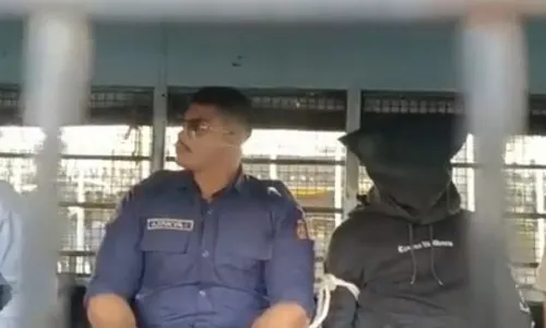 गडकरी को धमकी भरा फोन करने वाले जयेश पुजारी के आतंकी संबंध के मिले सबूत गडकरी को धमकी भरा फोन करने वाले जयेश पुजारी के आतंकी संबंध के मिले सबूत