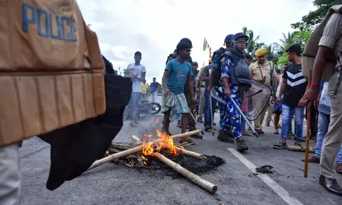 चुनाव बाद हिंसा में तृणमूल कांग्रेस कार्यकर्ता की हत्या  चुनाव बाद हिंसा में तृणमूल कांग्रेस कार्यकर्ता की हत्या