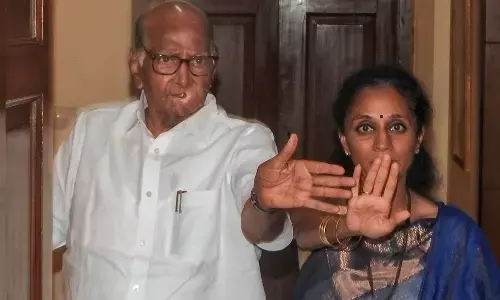 चाचा शरद पवार के घर पहुंचे अजित पवार, कहा- परिवार पहले, अंतरात्मा की आवाज सुनी चाचा शरद पवार के घर पहुंचे अजित पवार, कहा- परिवार पहले, अंतरात्मा की आवाज सुनी