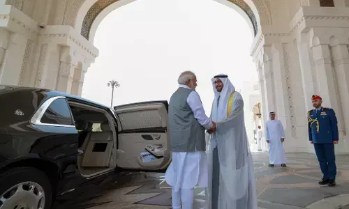 प्रधानमंत्री मोदी फ्रांस, यूएई का दौरा पूरा कर दिल्ली पहुंचे