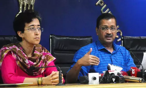 दिल्ली बाढ़ : केजरीवाल ने मंत्रियों को जिलेवार जिम्मेदारी सौंपी दिल्ली बाढ़ : केजरीवाल ने मंत्रियों को जिलेवार जिम्मेदारी सौंपी