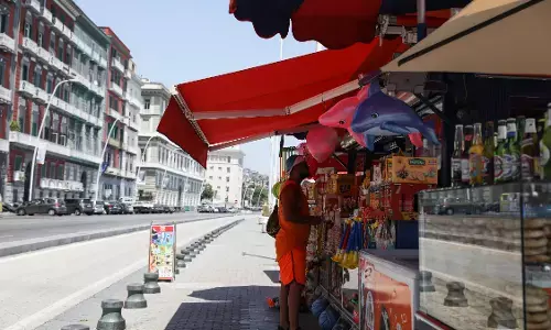 यूरोप भीषण गर्मी की चपेट में