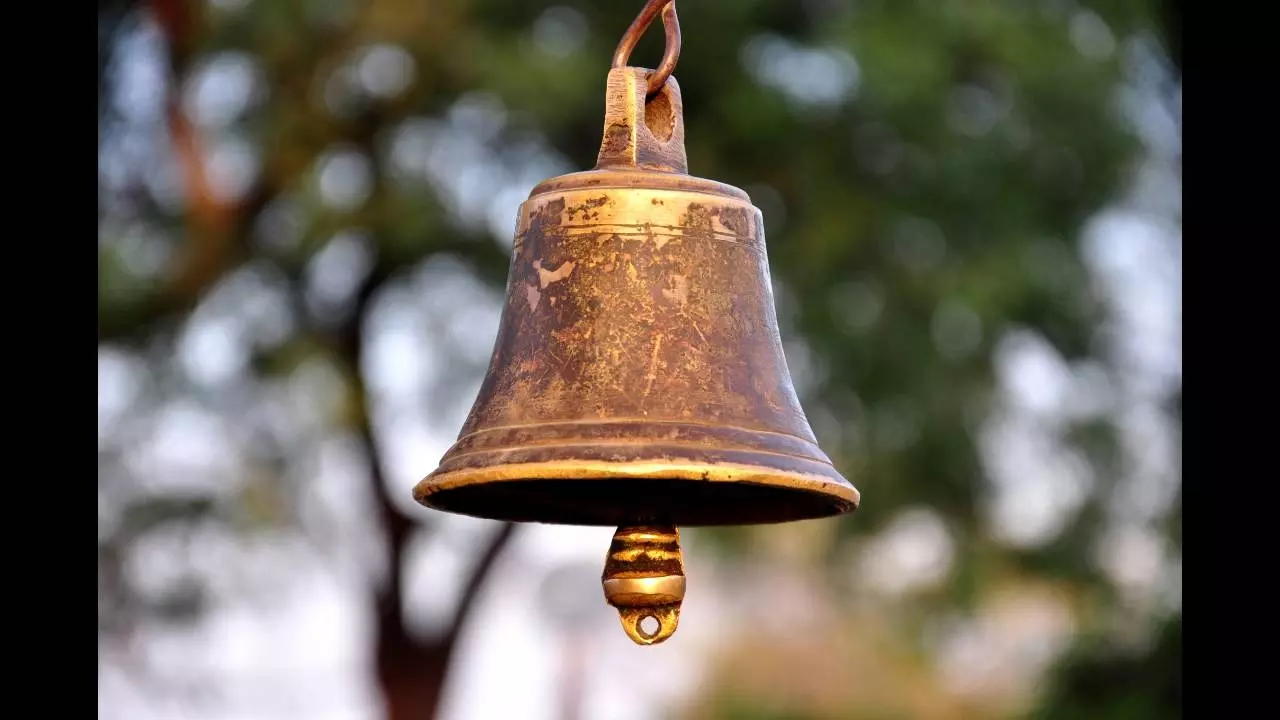 मंदिरों में तोड़फोड़ से लेकर जबरन धर्म परिवर्तन तक, पाकिस्तानी हिंदू समुदाय जर्जर स्थिति में मंदिरों में तोड़फोड़ से लेकर जबरन धर्म परिवर्तन तक, पाकिस्तानी हिंदू समुदाय जर्जर स्थिति में