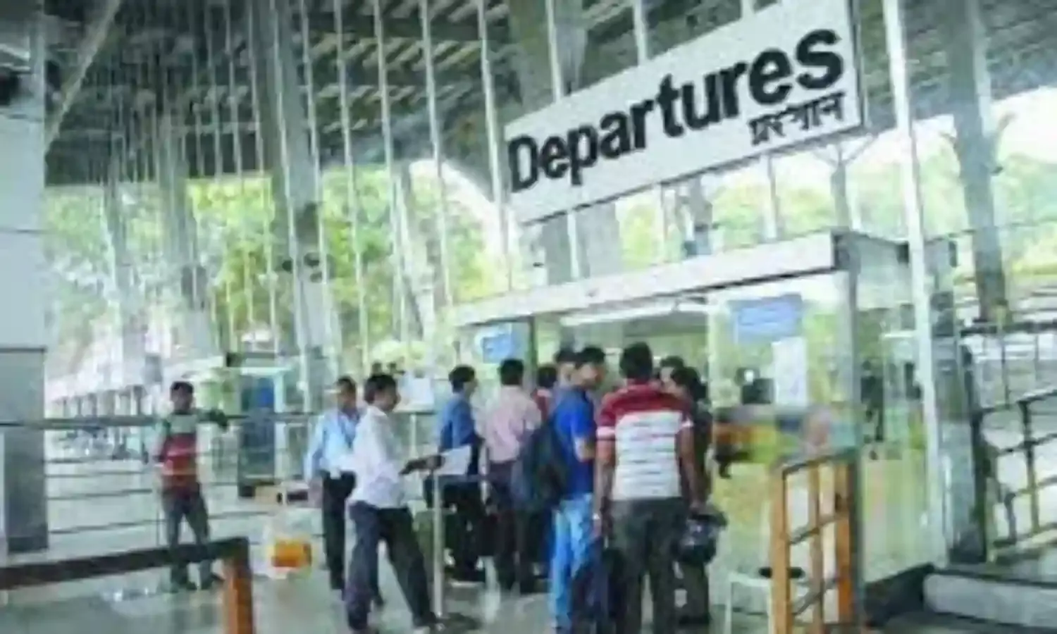 हवाई अड्डा के पास बीम लाइट पर प्रतिबंध