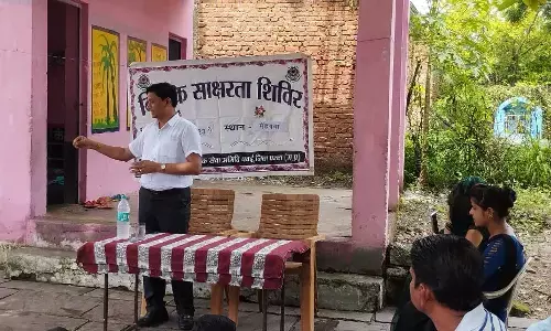 नगर परिषद अध्यक्ष ने आदिवासी वार्ड में चौपाल लगाकर सुनी जनसमस्याएं