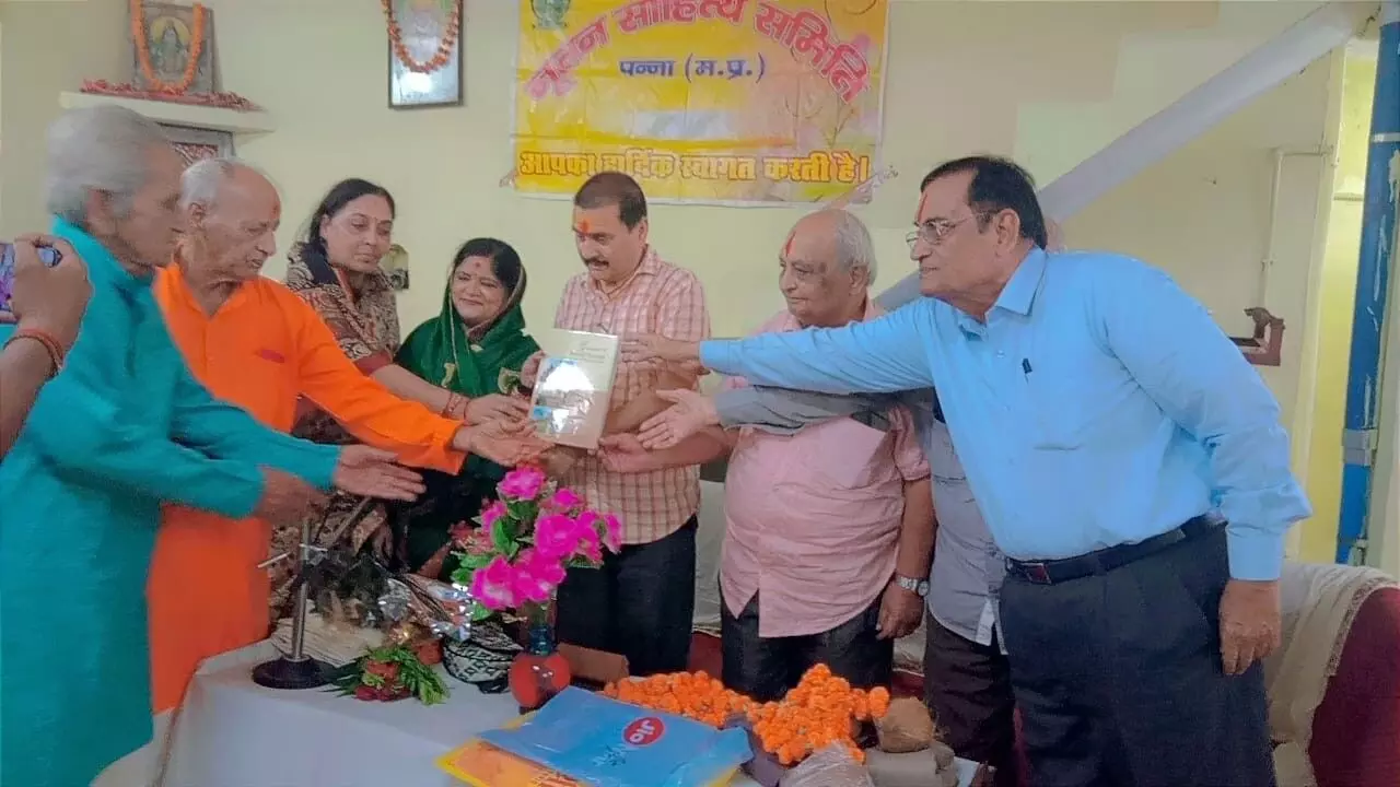 शासकीय उ.मा. विद्यालय सिमरिया में मनाया गया प्रवेश उत्सव शासकीय उ.मा. विद्यालय सिमरिया में मनाया गया प्रवेश उत्सव