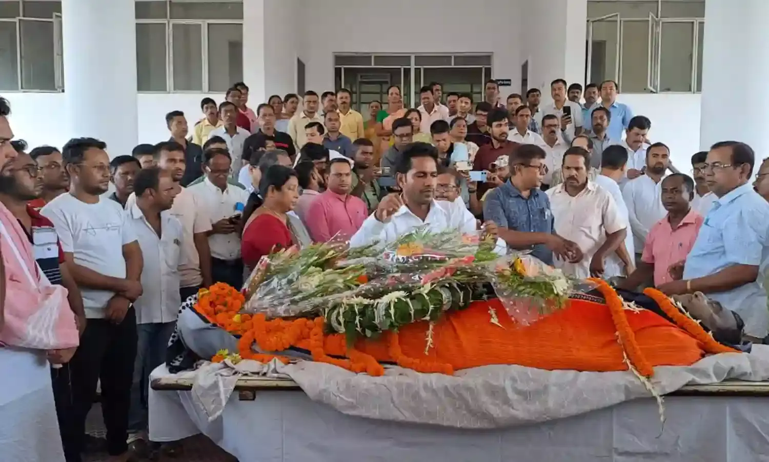त्रिपुरा के सीपीआई-एम विधायक का दिल का दौरा पड़ने से निधन