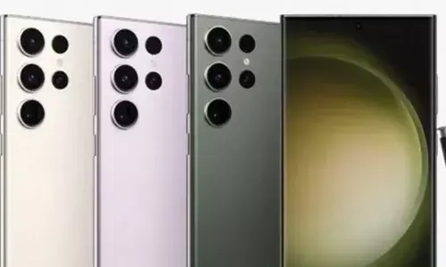 ग्लोबल स्मार्टफोन मार्केट में टॉप पर सैमसंग