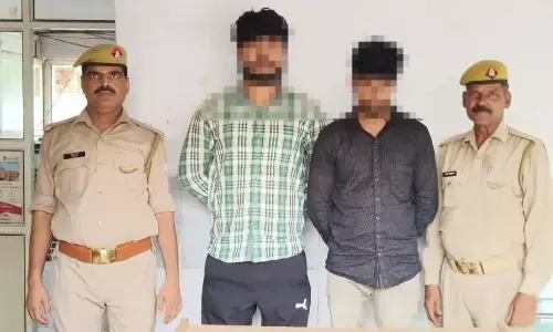 एटीएम फ्रॉड करने वाले अंर्राज्यीय गिरोह के 2 शातिर गिरफ्तार, 10 फर्जी एटीएम कार्ड व नगदी बरामद एटीएम फ्रॉड करने वाले अंर्राज्यीय गिरोह के 2 शातिर गिरफ्तार, 10 फर्जी एटीएम कार्ड व नगदी बरामद