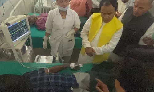 चमोली घटना स्थल पर पहुंचे स्वास्थ्य मंत्री धन सिंह रावत, राहत व बचाव कार्य का संभाला मोर्चा