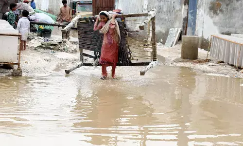 पाकिस्तान में मॉनसून की बारिश से कई लोगों की मौत