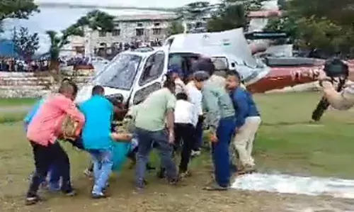 चमोली हादसा : मुख्यमंत्री धामी के निर्देश पर सहायक अभियंता निलंबित