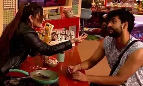 बिग बॉस ओटीटी 2 : बेबिका धुर्वे ने बिग बॉस पर लगाया पक्षपात का आरोप, अभिषेक से छिड़ी जंग