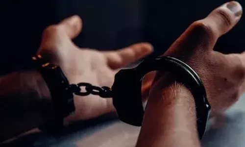 रांची जेल में बंद गैंगस्टर्स अमन श्रीवास्तव के गुर्गे 50 लाख कैश के साथ गिरफ्तार रांची जेल में बंद गैंगस्टर्स अमन श्रीवास्तव के गुर्गे 50 लाख कैश के साथ गिरफ्तार