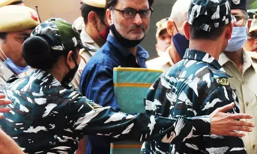 यासीन मलिक सुरक्षा चूक मामला- चार अधिकारियों को निलंबित किया गया यासीन मलिक सुरक्षा चूक मामला- चार अधिकारियों को निलंबित किया गया