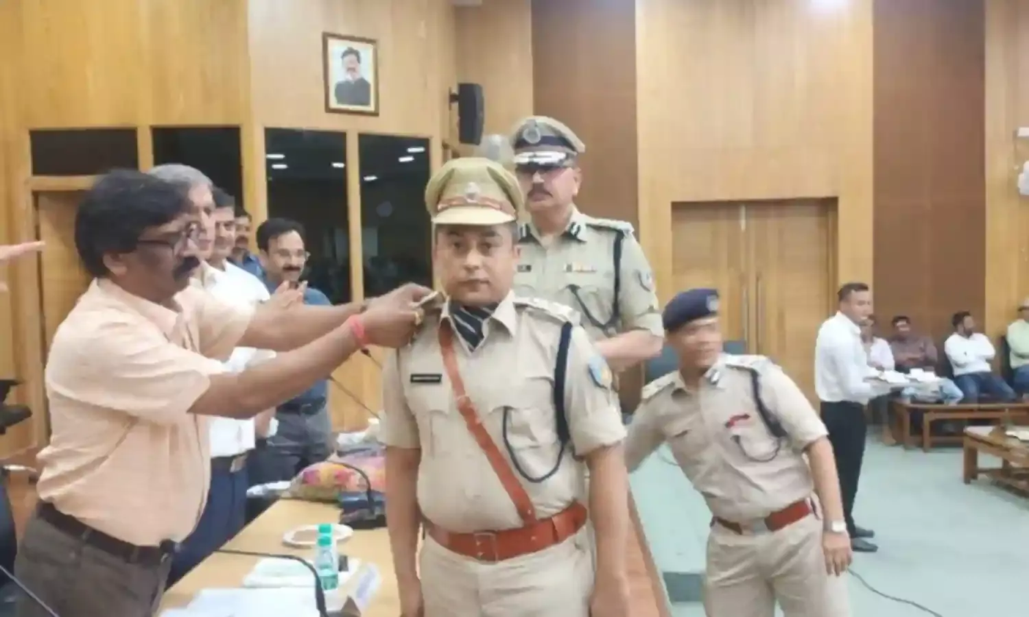 झारखंड को मिले 24 नए आईपीएस, इनमें दो ने कांस्टेबल के तौर पर शुरू की थी जॉब