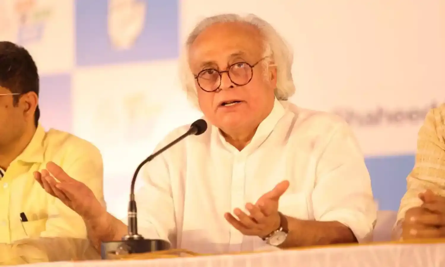 जयराम रमेश का सवाल- मणिपुर मुद्दे पर संसद में बयान देने से क्यों भाग रहे प्रधानमंत्री ?