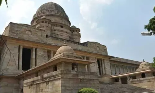 15 साल के मुकदमे में सजा जैसी ही पीड़ा - हाई कोर्ट 15 साल के मुकदमे में सजा जैसी ही पीड़ा - हाई कोर्ट