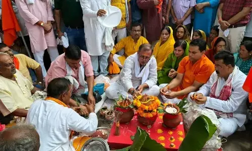 मध्य प्रदेश: चन्द्रेह में आदिवासी समाज की भव्य नंदी यात्रा साथी ही अजय सिंह ने किया भोलेनाथ का जलाभिषेक