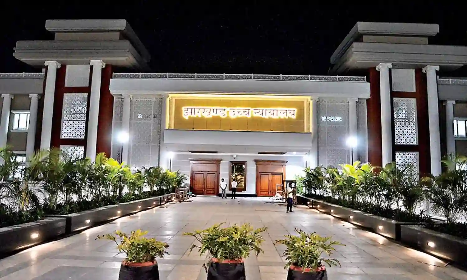 झारखंड में नेता प्रतिपक्ष के मामले पर हाईकोर्ट में बहस, सिब्बल बोले- स्पीकर के कार्यक्षेत्र में नहीं हो सकता कोर्ट का हस्तक्षेप