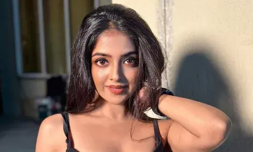 पारंपरिक पहनावे को छोड़ ट्रेंडी कपड़े पहनने लगी अभिनेत्री खुशी दुबे