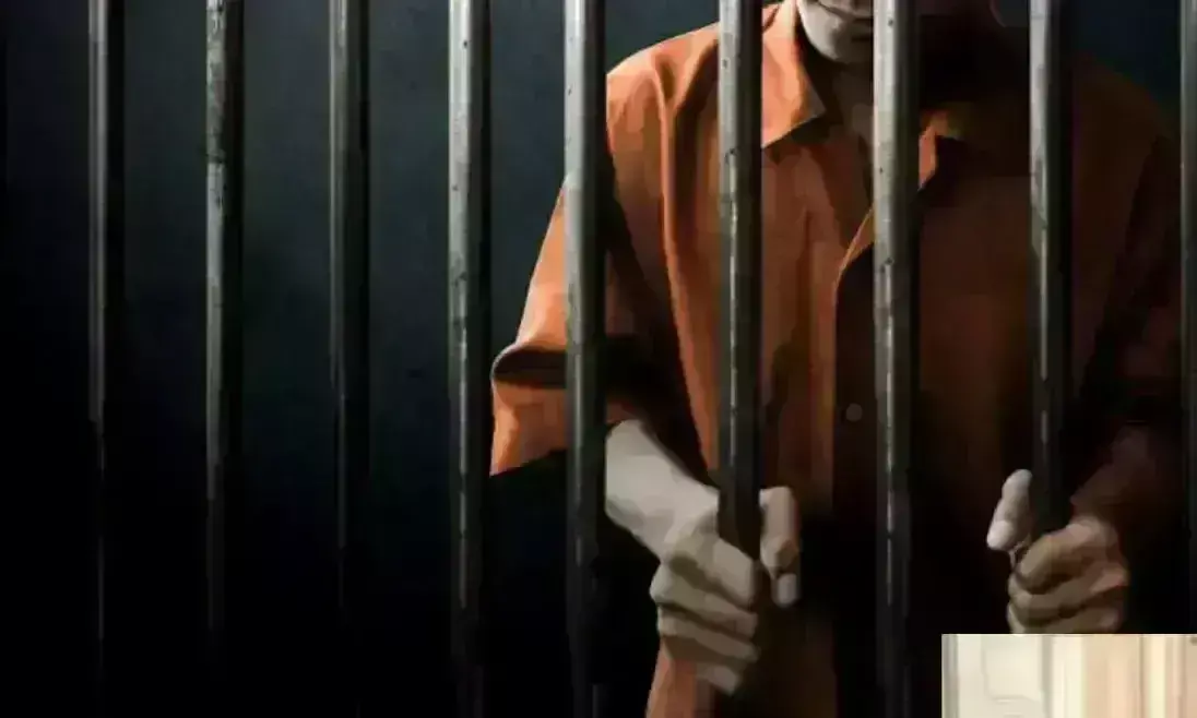 सेशन कोर्ट ने पत्नी की हत्या के जुर्म में डेंटिस्ट को सुनाई उम्रकैद की सजा