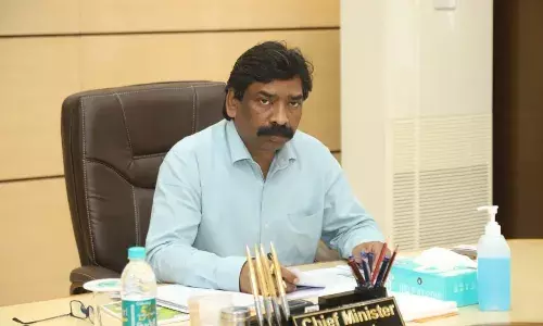 झारखंड में 14 जिलों के उपायुक्तों का तबादला झारखंड में 14 जिलों के उपायुक्तों का तबादला