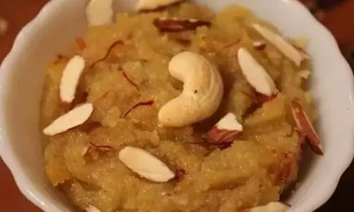 सावन सोमवार व्रत में खाइए बादाम का स्पेशल हलवा, बनाइए इस आसान रेसिपी के साथ