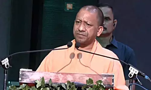 लोगों में बढ़ी है धार्मिक भावना, सदाचार और आत्मानुशासन पर भी देना होगा जोर : सीएम योगी